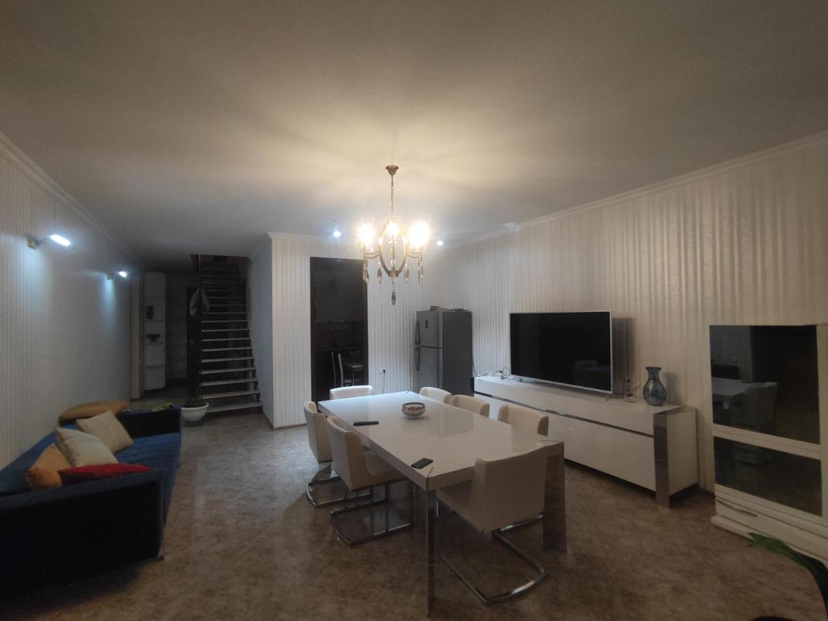 Rustavi Guest House ภายนอก รูปภาพ