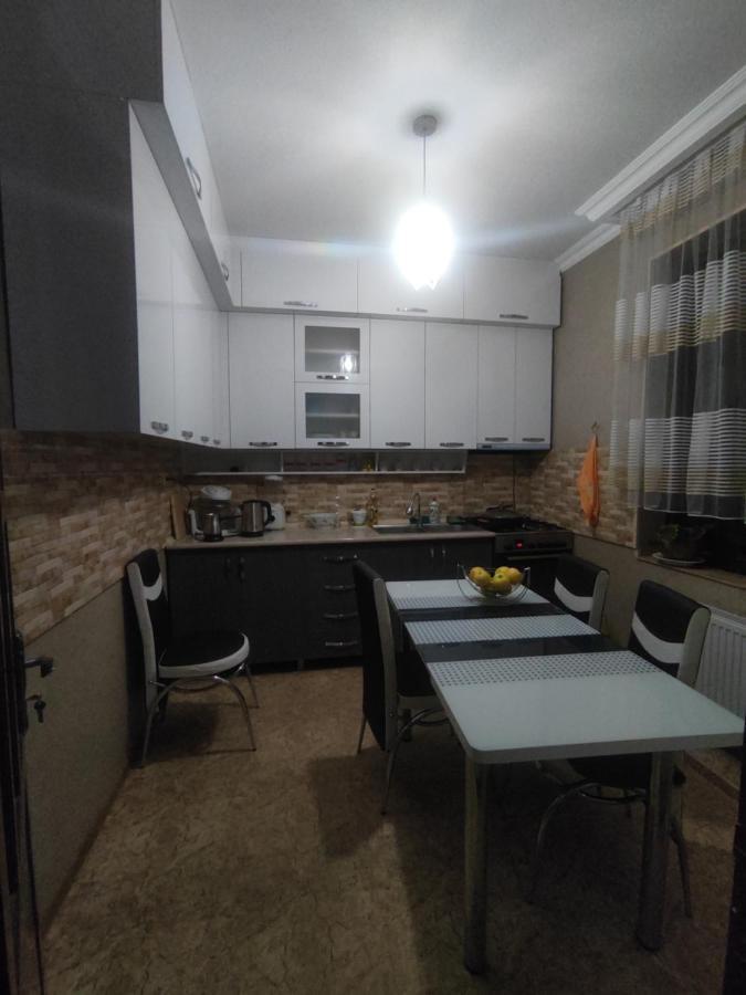 Rustavi Guest House ภายนอก รูปภาพ