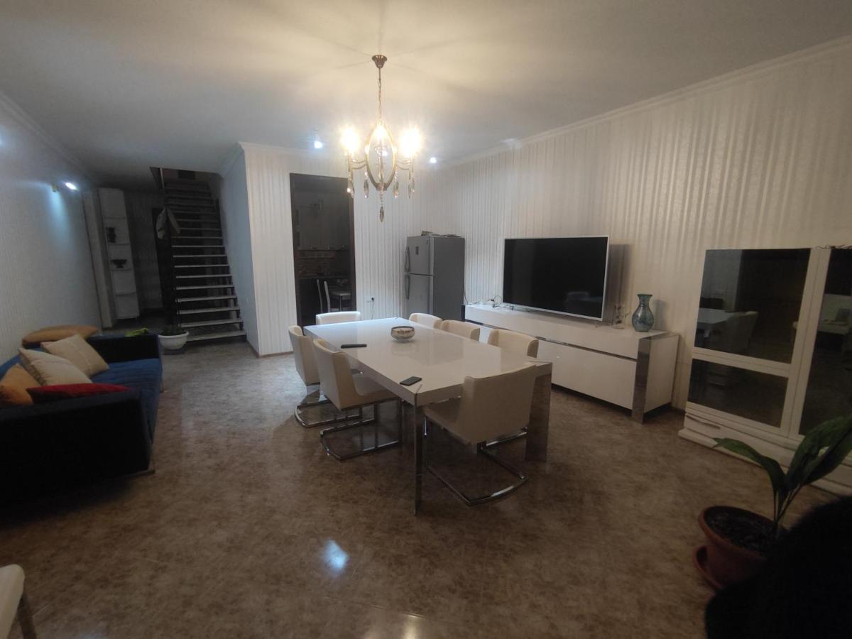 Rustavi Guest House ภายนอก รูปภาพ