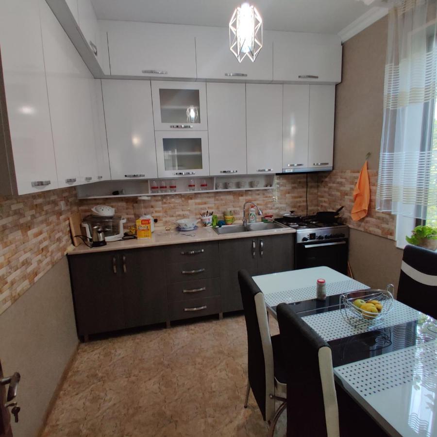Rustavi Guest House ภายนอก รูปภาพ