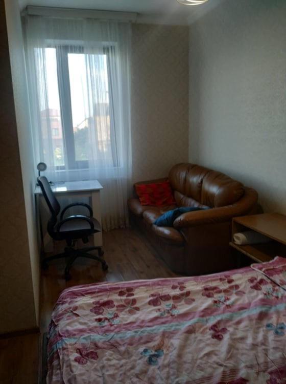 Rustavi Guest House ภายนอก รูปภาพ
